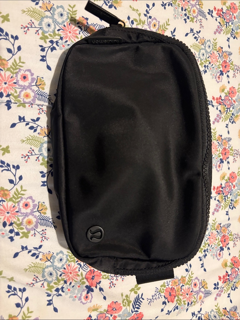 lululemon athletica Black everywhere bag